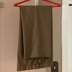 6 pair of Men’s Haggar Dress Pants size 38x30